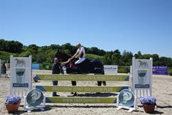 Hayes Shines in the Rebel County!